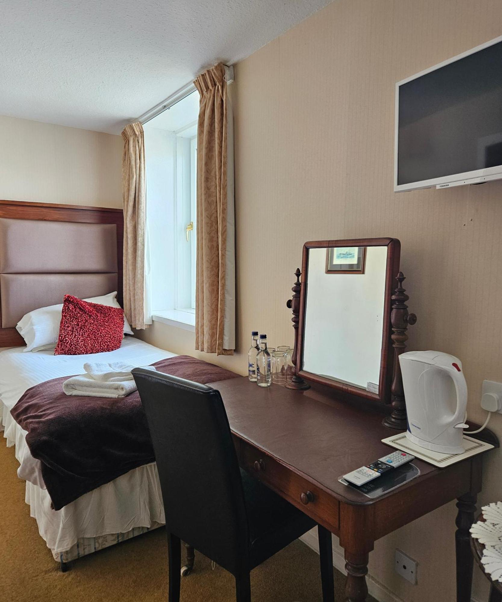Station Hotel Portsoy Exterior foto